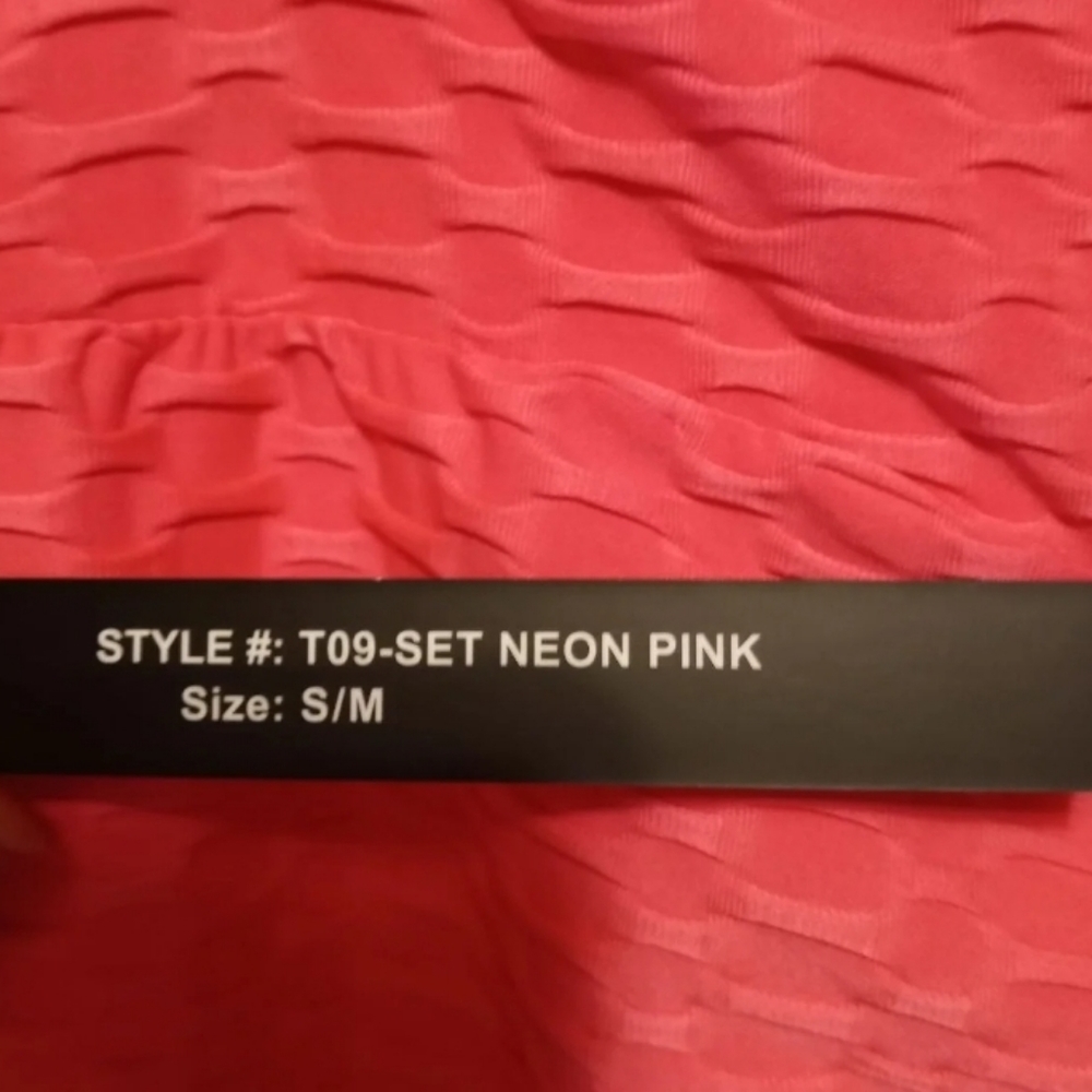 BNWT 2pc OUTFIT - Picture 6 of 6